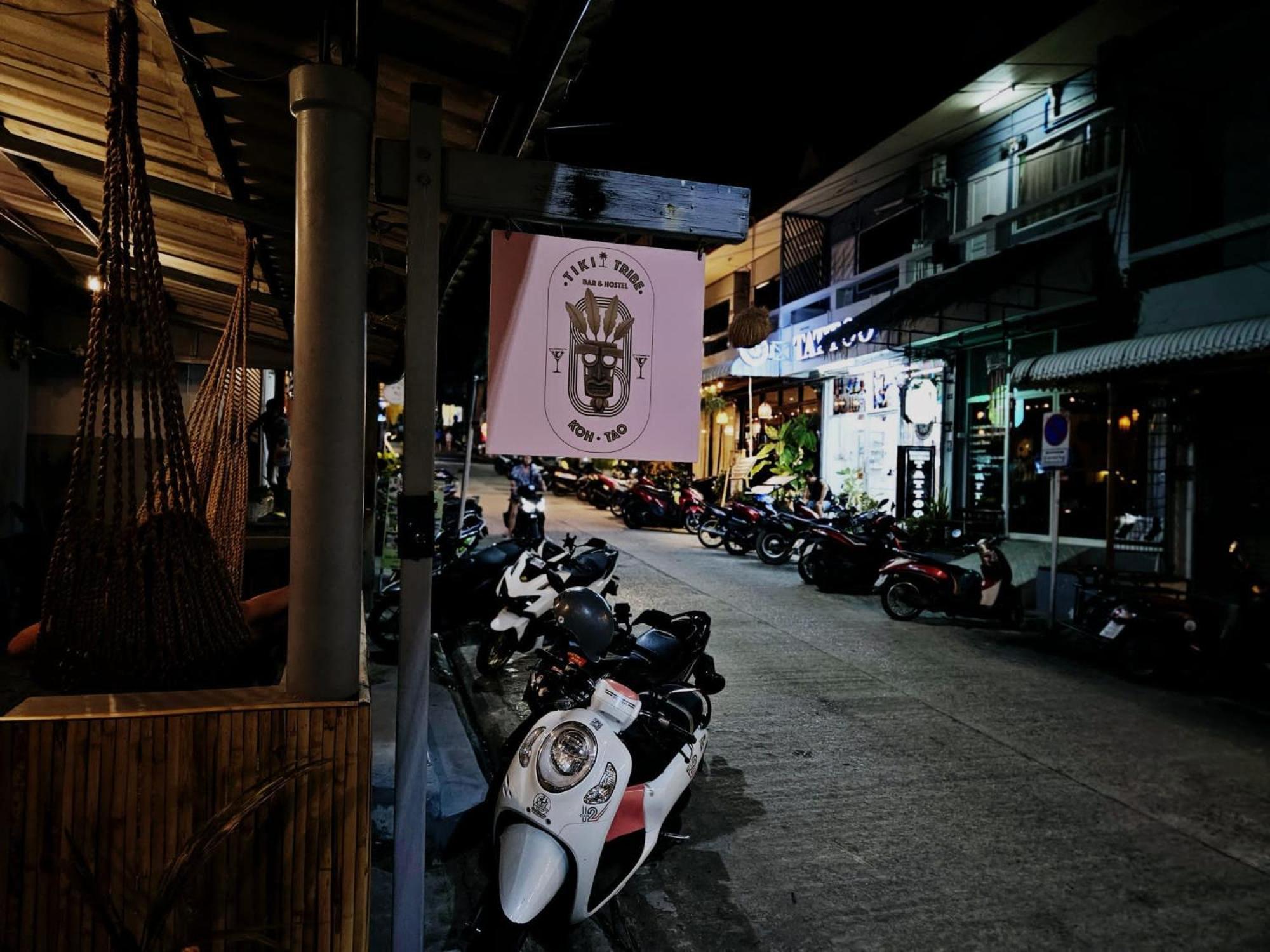 Tiki Tribe Bar & Hostel Koh Tao Exterior photo